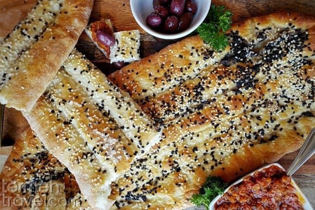 تعبير خواب نانوايي و نانوا چیست؟ تعبیر نانوایی و نان در خواب از نگاه ...