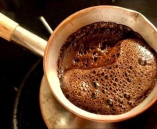 تعبیر عقاب در فال قهوه
